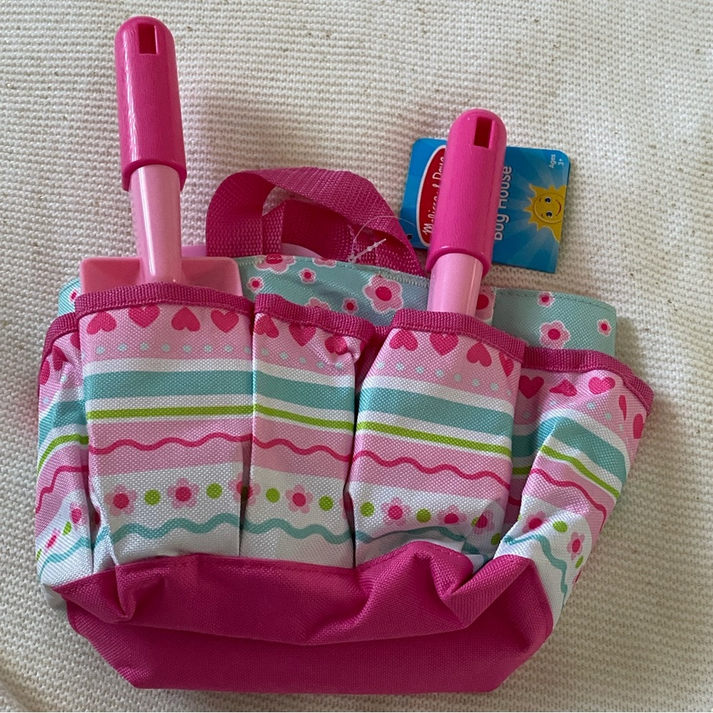 Melissa & Doug tote